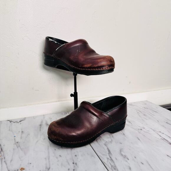 Dansko Shoes - Dansko Burgundy Leather Professional Clogs Women’s Size 8.5/39